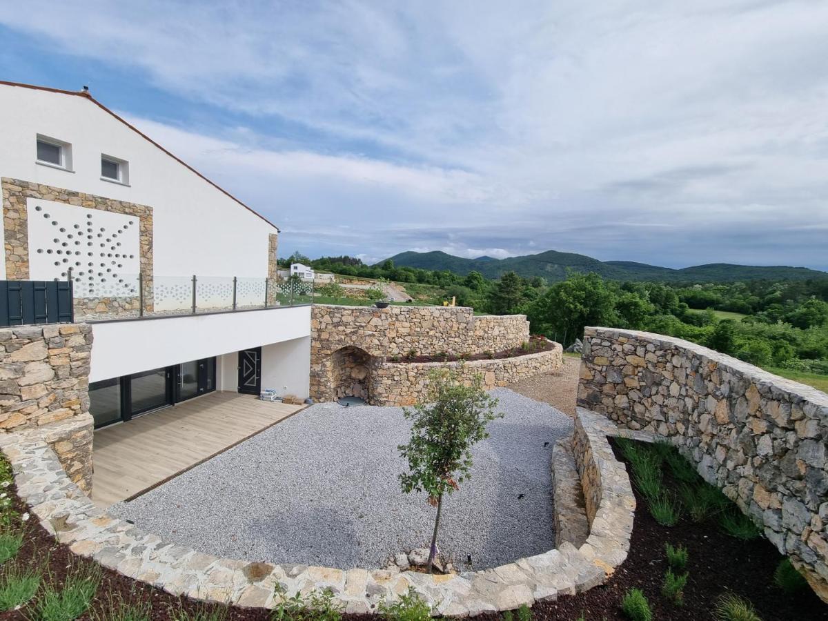 Shamare Resort **** Hrpelje Exterior photo